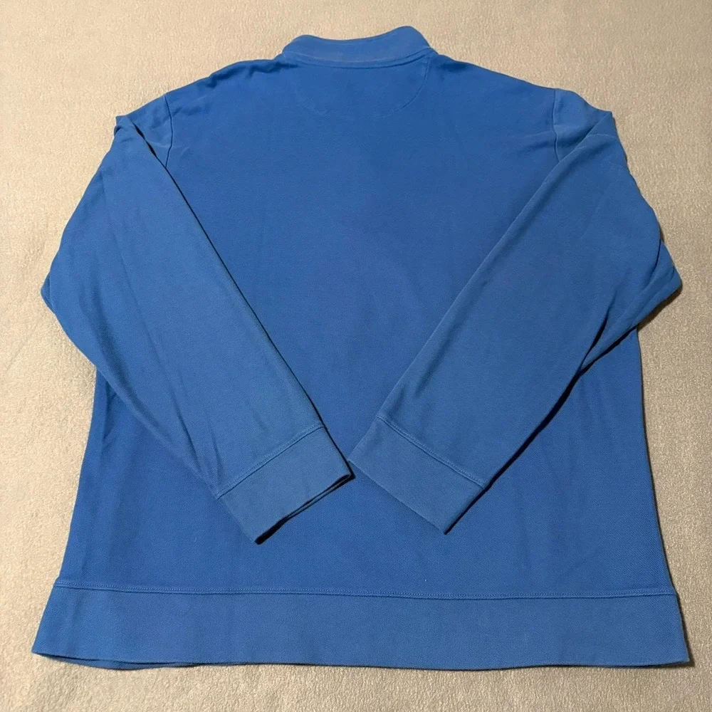 Vineyard Vines this item